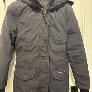 Canada Goose Women's parka Jacket - navy